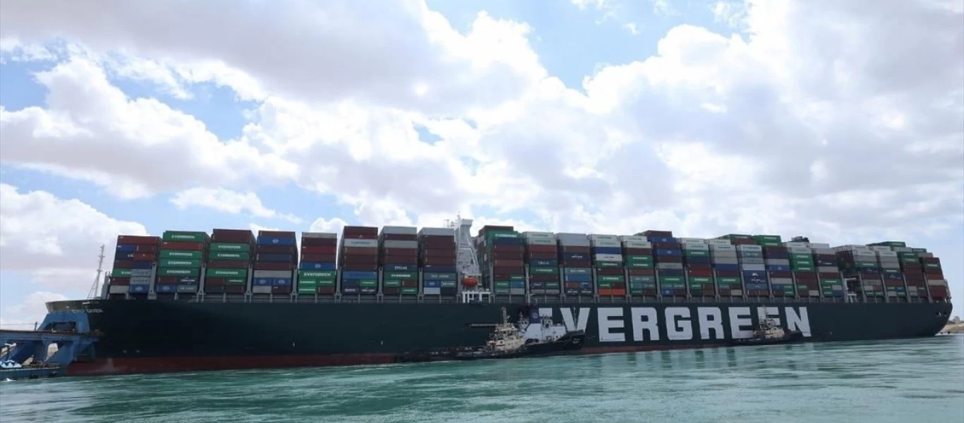 Πλέει ελεύθερο πλέον το Ever Given: Πότε θα ανοίξει ξανά η Διώρυγα του Σουέζ (βίντεο) (upd)